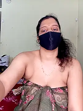 Rose-luckey online show from 11/16/25, 12:22