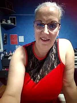 Snapshot of Feelineducentre chatting on 10/08/25, 07:55 Feelineducentre online show from 10/08/25, 07:55