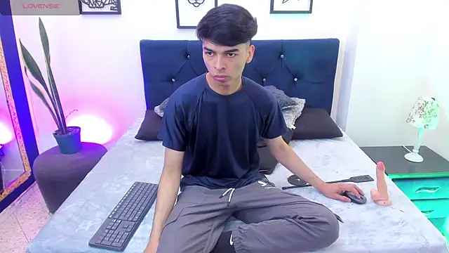 OnlyJos online show from 10/16/25, 08:10