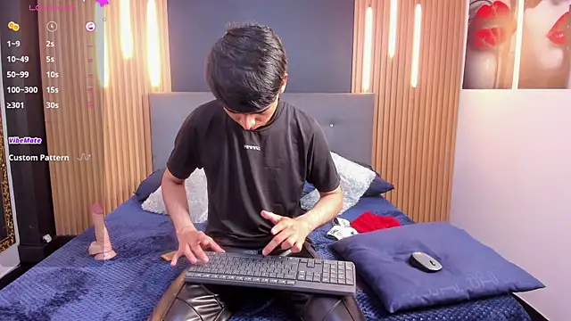 OnlyJos online show from 10/23/25, 07:12