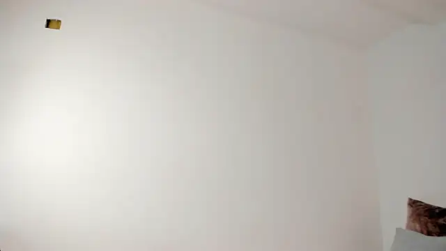 Snapshot of scarlett_buunny chatting on 09/17/25, 10:33 scarlett buunny online show from 09/17/25, 10:33