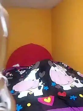 Canela 2020 online show from 10/21/25, 04:13