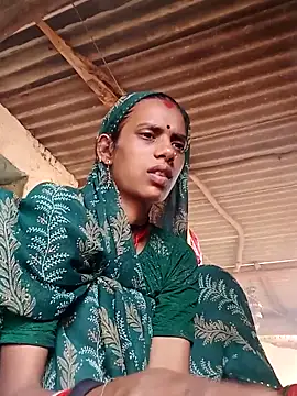 Snapshot of Joshi_Love143 chatting on 09/16/25, 03:40 Joshi Love143 online show from 09/16/25, 03:40