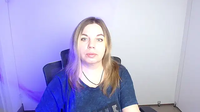 Jessica Amore online show from 10/14/25, 05:41