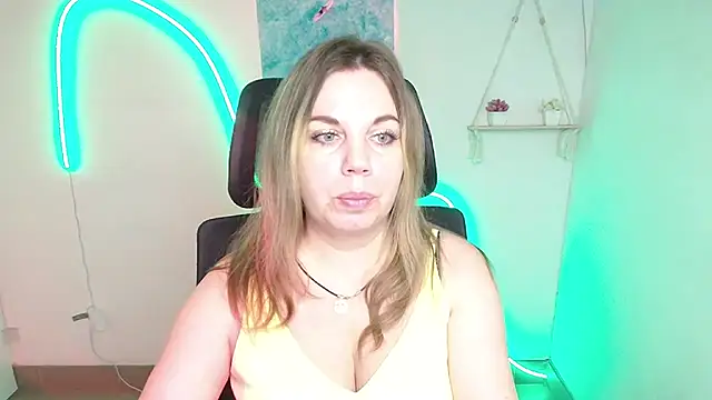 Jessica Amore online show from 10/29/25, 06:48