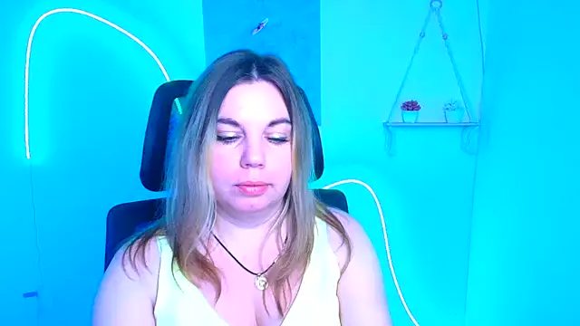 Jessica Amore online show from 11/21/25, 06:45