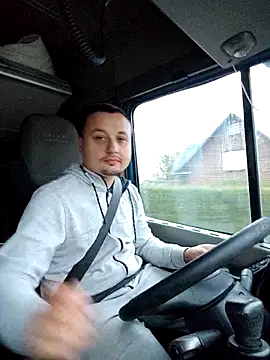 Amberdual online show from 10/17/25, 05:21