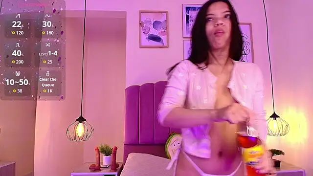 Snapshot of Isabelgh_ chatting on 10/09/25, 03:26 Isabelgh online show from 10/09/25, 03:26