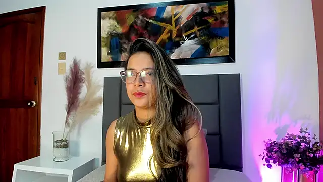 EllieFontanes online show from 09/26/25, 06:01