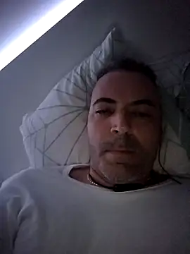 Snapshot of 974kcdq chatting on 11/18/25, 06:51 974kcdq online show from 11/18/25, 06:51