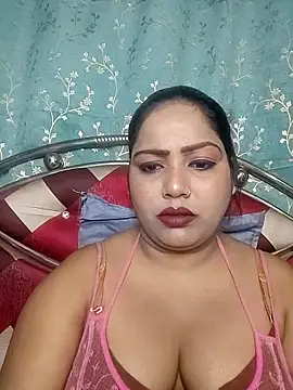 hornypriya696 online show from 11/09/25, 05:44