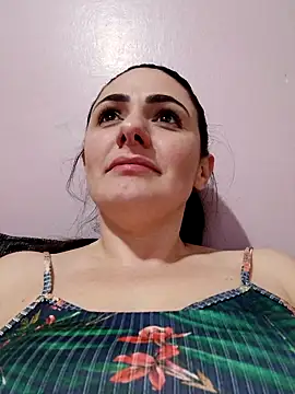 Snapshot of _SexyPetite_ chatting on 10/15/25, 02:22 SexyPetite online show from 10/15/25, 02:22