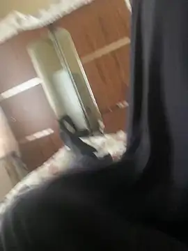 Snapshot of Darbelimatkap38 chatting on 11/19/25, 11:32 Darbelimatkap38 online show from 11/19/25, 11:32