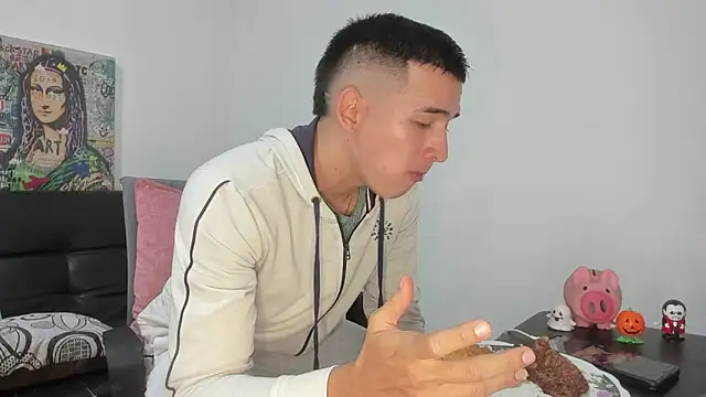 Snapshot of Mike3Xxx chatting on 10/30/25, 02:46 Mike3Xxx online show from 10/30/25, 02:46