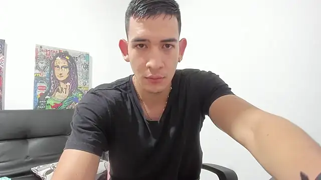 Snapshot of Mike3Xxx chatting on 11/19/25, 10:54 Mike3Xxx online show from 11/19/25, 10:54