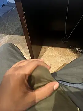 hotboy43339 online show from 10/05/25, 08:45