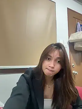 Snapshot of LanySylvia chatting on 10/13/25, 03:45 LanySylvia online show from 10/13/25, 03:45