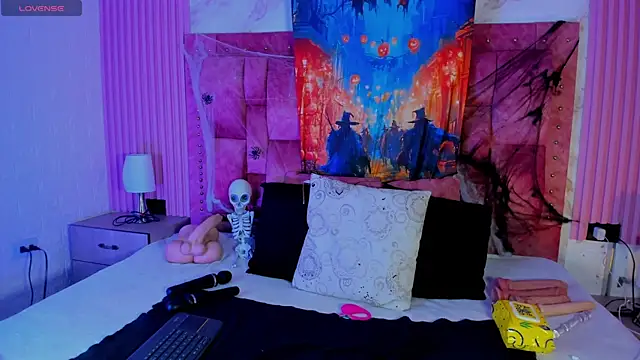 railey rosse  online show from 10/28/25, 04:20