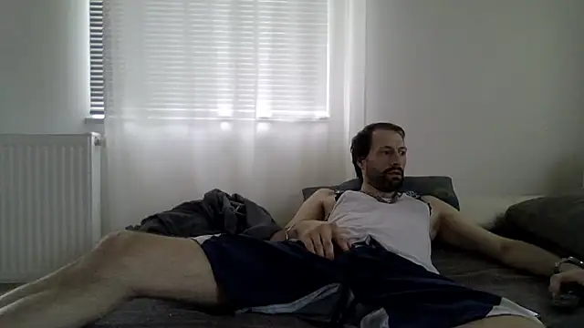 XLBarehengst online show from 10/07/25, 01:30