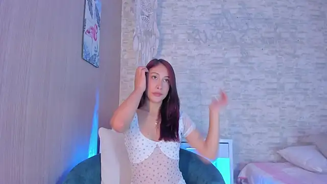 elizabethvega  online show from 10/11/25, 02:04