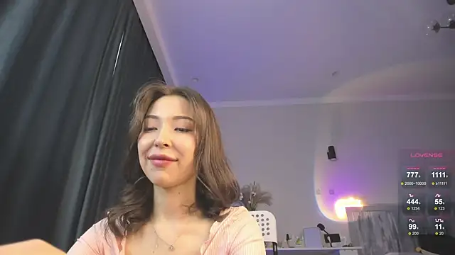 Snapshot of devaivy chatting on 09/18/25, 09:33 devaivy online show from 09/18/25, 09:33