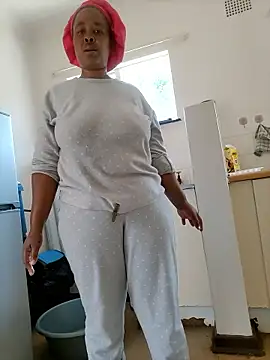 Snapshot of Ebonyboobsmilk chatting on 09/23/25, 09:23 Ebonyboobsmilk online show from 09/23/25, 09:23