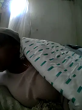 Snapshot of Ebonyboobsmilk chatting on 10/01/25, 06:08 Ebonyboobsmilk online show from 10/01/25, 06:08