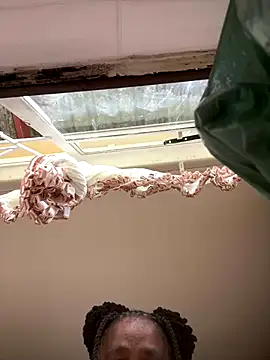 Snapshot of Ebonyboobsmilk chatting on 11/25/25, 01:22 Ebonyboobsmilk online show from 11/25/25, 01:22