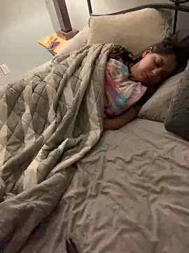 shakeweight online show from 11/19/25, 11:43