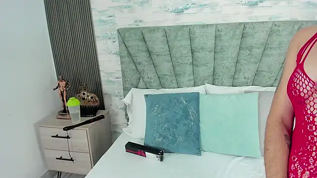 ShanelEvans online show from 10/11/25, 06:50