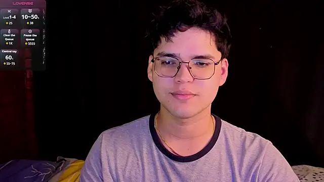 Snapshot of Danijungle chatting on 10/26/25, 12:00 Danijungle online show from 10/26/25, 12:00