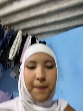 Firuze Hatunn online show from 10/06/25, 11:57