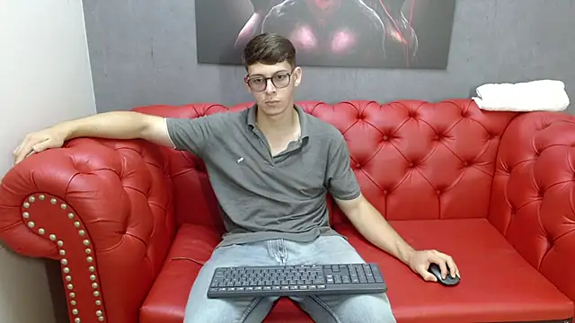 Stuart White online show from 09/26/25, 07:51