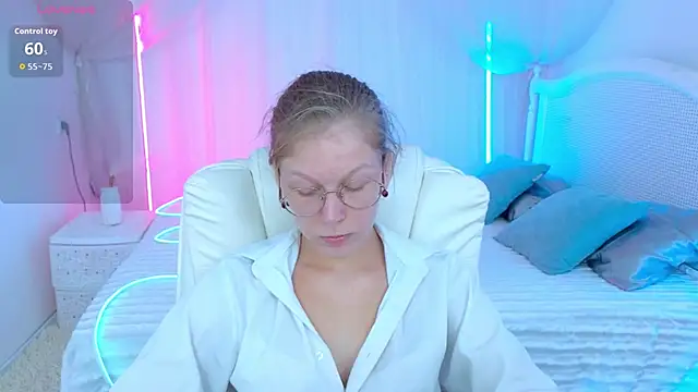 Lilly Belly online show from 09/14/25, 11:09