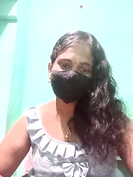 Snapshot of Naina_telugu_ chatting on 10/11/25, 05:33 Naina telugu online show from 10/11/25, 05:33