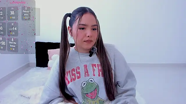 Alana Banana  online show from 10/16/25, 04:30