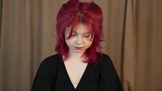 Snapshot of Stella_Vanila chatting on 10/22/25, 12:22 Stella Vanila online show from 10/22/25, 12:22