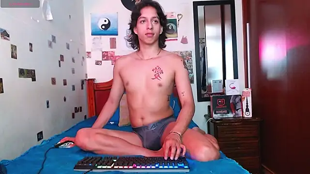 DannyPhantom555 online show from 10/16/25, 05:25