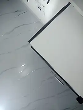 delaylacruz online show from 11/22/25, 01:37