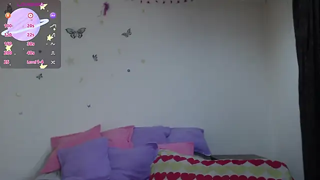 Snapshot of evangeline_lover chatting on 10/16/25, 12:06 evangeline lover online show from 10/16/25, 12:06