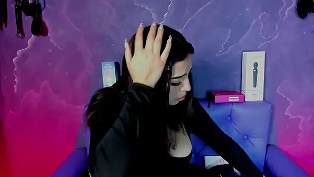 Lili milk20 online show from 10/28/25, 07:38