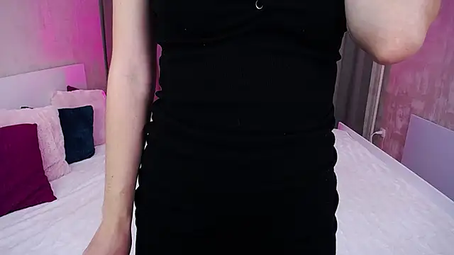 Snapshot of EvelinCuper chatting on 09/16/25, 05:08 EvelinCuper online show from 09/16/25, 05:08