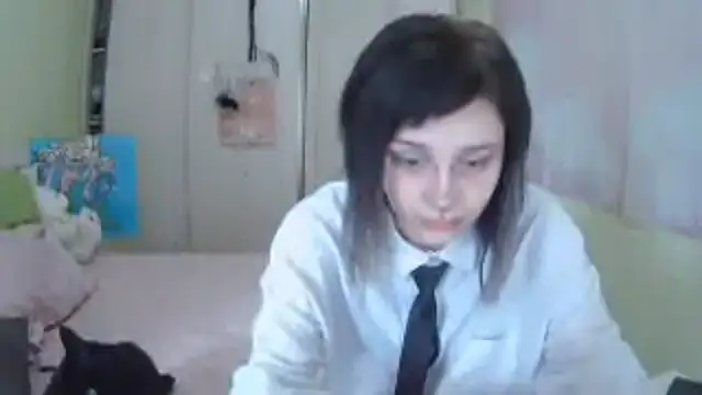 Snapshot of SineKiraReal chatting on 10/01/25, 10:21 SineKiraReal online show from 10/01/25, 10:21