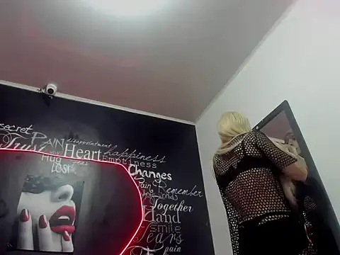 Megam  online show from 09/10/25, 12:10