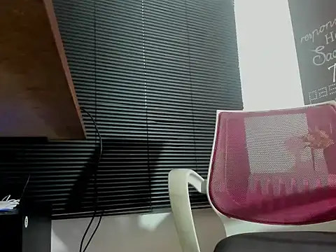 Megam  online show from 09/10/25, 09:04