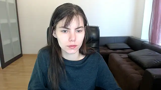 AmelieReve online show from 11/07/25, 10:37