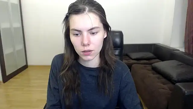 AmelieReve online show from 11/08/25, 06:29