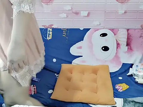 Miu 9117 online show from 10/24/25, 06:59