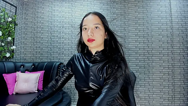 akimy teen online show from 09/11/25, 11:32