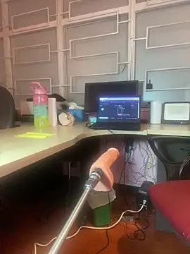 Snapshot of ScarlethAH chatting on 09/27/25, 02:05 ScarlethAH online show from 09/27/25, 02:05